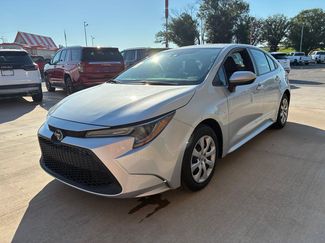 Used 2022 Toyota Corolla LE FWD video 1
