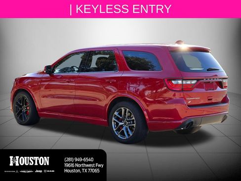 Used 2020 Dodge Durango SRT w/ Technology Group AWD/4WD image 6