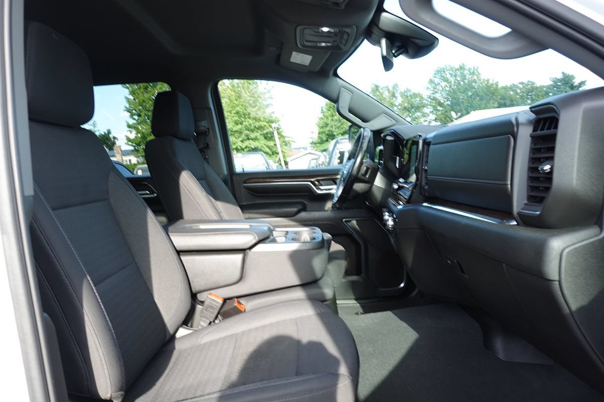 Used 2024 GMC Sierra 3500 SLE AWD/4WD image 33