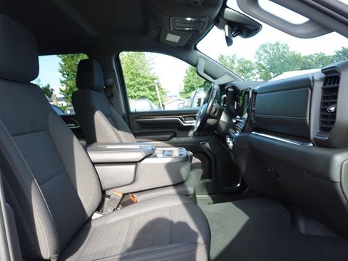 Used 2024 GMC Sierra 3500 SLE AWD/4WD image 33