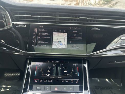 Certified 2025 Audi Q7 Premium Plus image 13