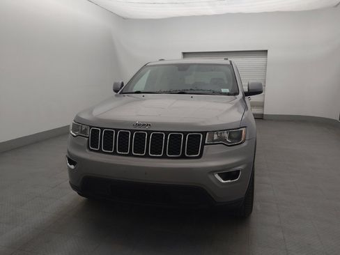 Used 2018 Jeep Grand Cherokee Laredo RWD image 15