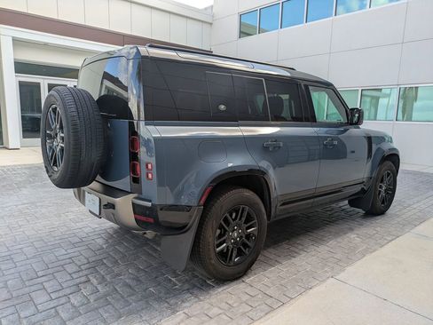 Certified 2024 Land Rover Defender 110 X-Dynamic SE AWD/4WD image 5