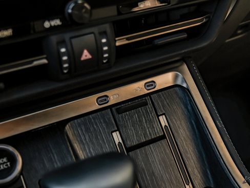 Used 2025 Lexus GX 550 image 62