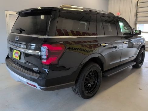 Certified 2024 Ford Expedition Limited AWD/4WD image 4