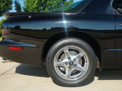 Used 1996 Pontiac Firebird Formula image 40