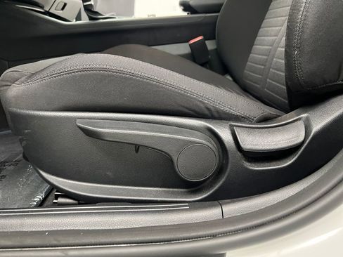 Used 2025 Kia K5 LXS image 10