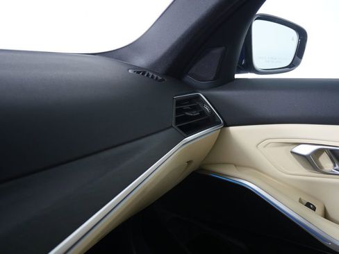 Certified 2023 BMW 330i Sedan w/ Premium Package image 30