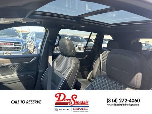 New 2026 GMC Acadia Denali w/ Super Cruise Package FWD image 22