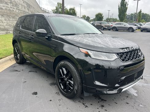 Certified 2025 Land Rover Discovery Sport S AWD/4WD image 9