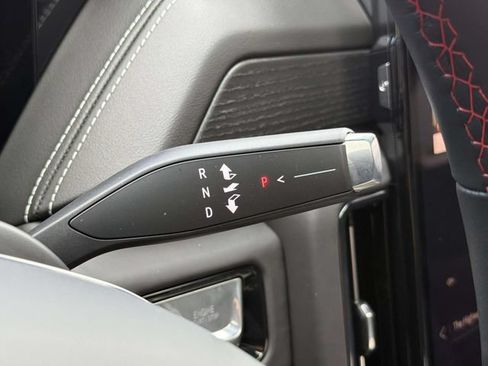 Used 2026 GMC Yukon AT4 Ultimate AWD/4WD image 16