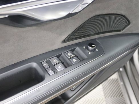 Used 2019 Audi A8 L 3.0T w/ Luxury Package image 25