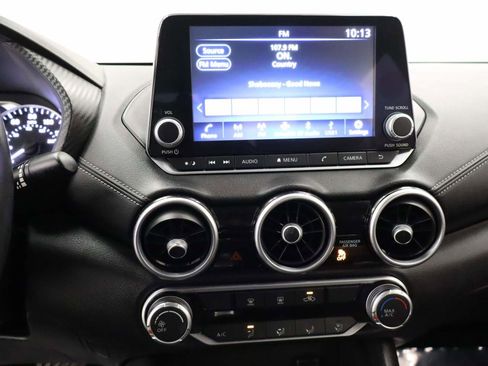 Used 2022 Nissan Sentra SV image 10