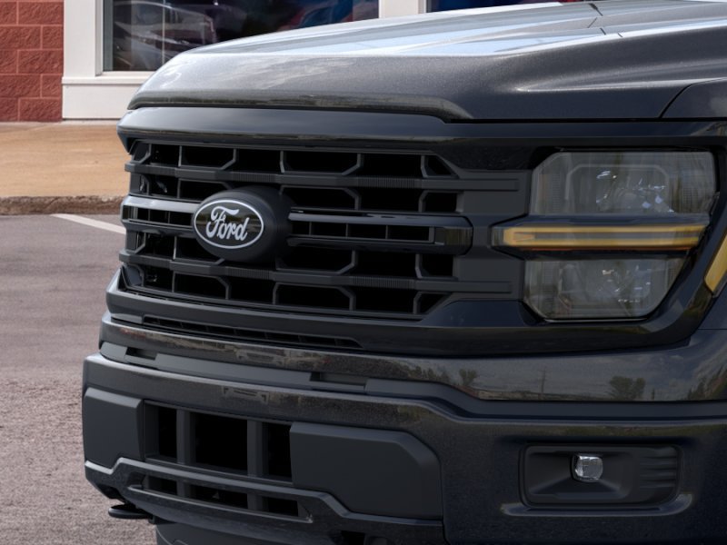New 2026 Ford F150 XLT w/ XLT Black Appearance Package AWD/4WD image 17
