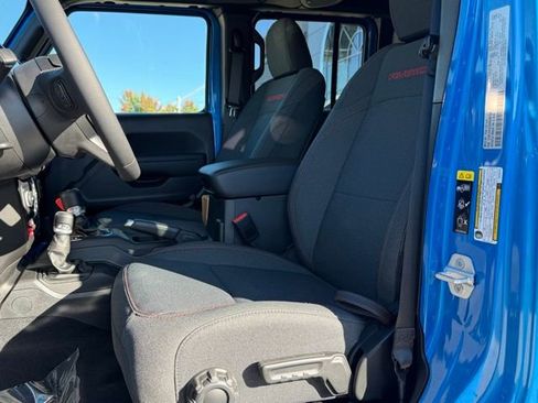 New 2025 Jeep Wrangler Unlimited Rubicon w/ Steel Bumper Group image 2