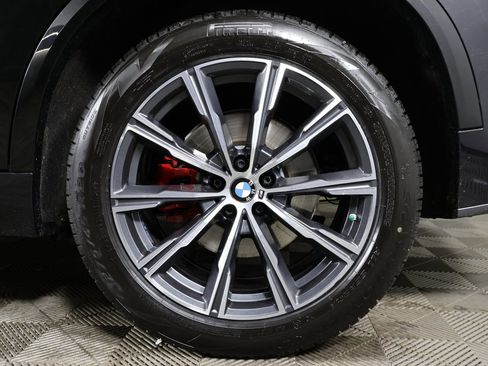 Used 2023 BMW X5 xDrive40i w/ M Sport Package image 25