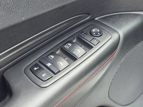 Used 2024 Dodge Durango GT RWD image 21
