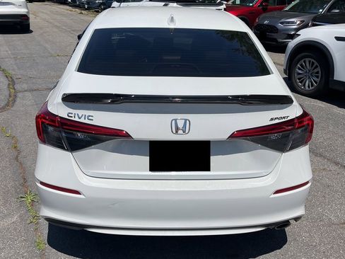 Used 2024 Honda Civic Sport image 5