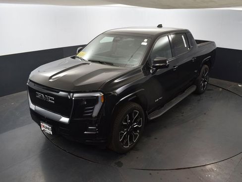 New 2025 GMC Sierra EV Denali image 43