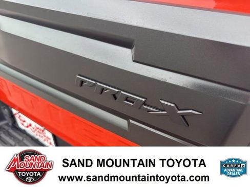 Used 2025 Nissan Frontier Pro-X w/ Pro Convenience Package RWD image 10