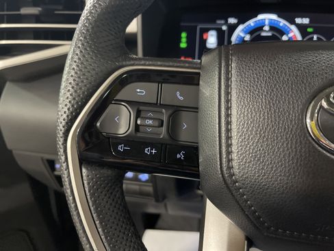 Used 2024 Toyota Sequoia SR5 image 20