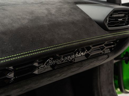 Used 2024 Lamborghini Huracan Sterrato image 30