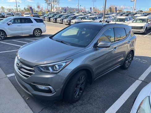 Used 2018 Hyundai Santa Fe Sport w/ Cargo Package image 2