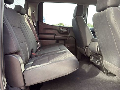 Used 2020 Chevrolet Silverado 1500 Custom w/ Custom Value Package image 32