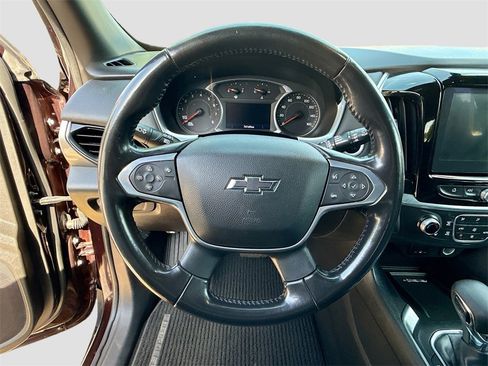 Used 2022 Chevrolet Traverse LT w/ Midnight/Sport Edition image 12