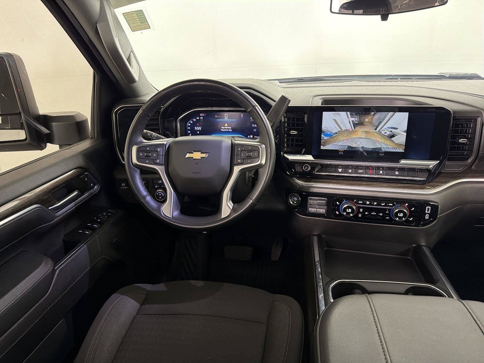 Used 2024 Chevrolet Silverado 2500 LT AWD/4WD image 20