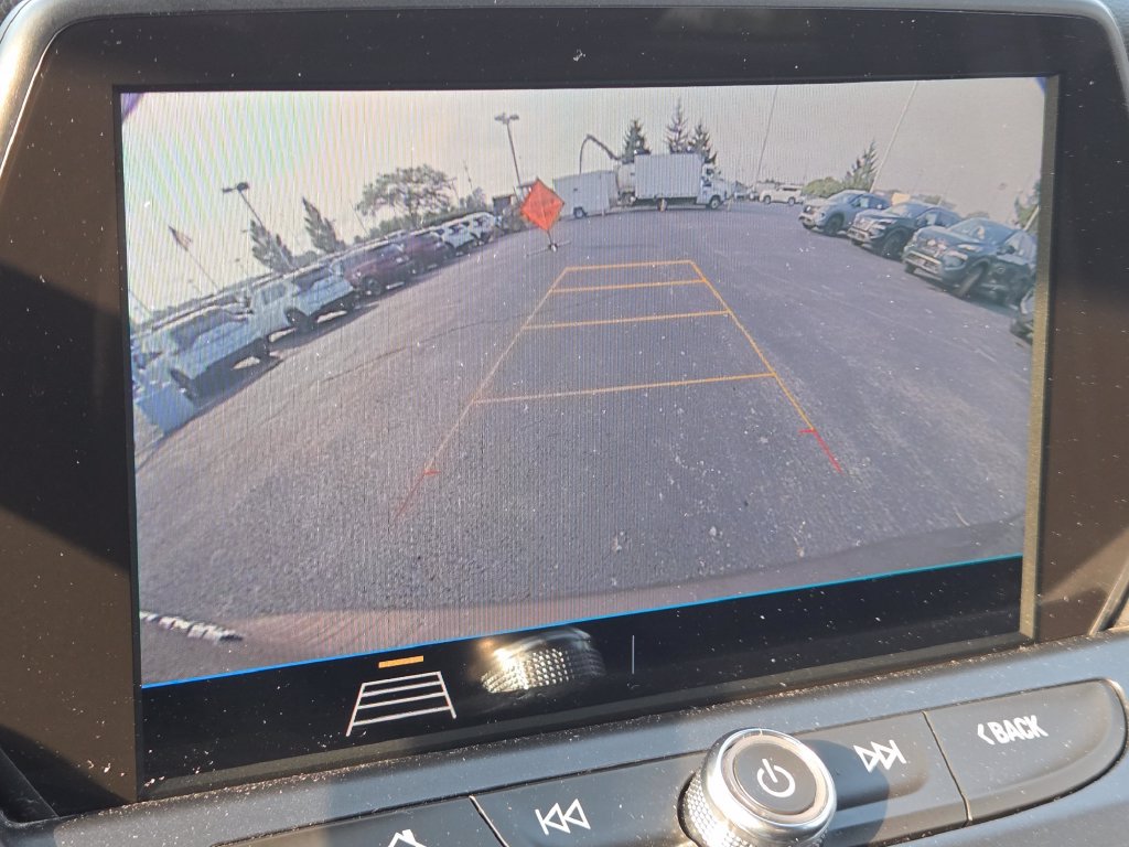 Used 2019 Chevrolet Blazer LT FWD image 10