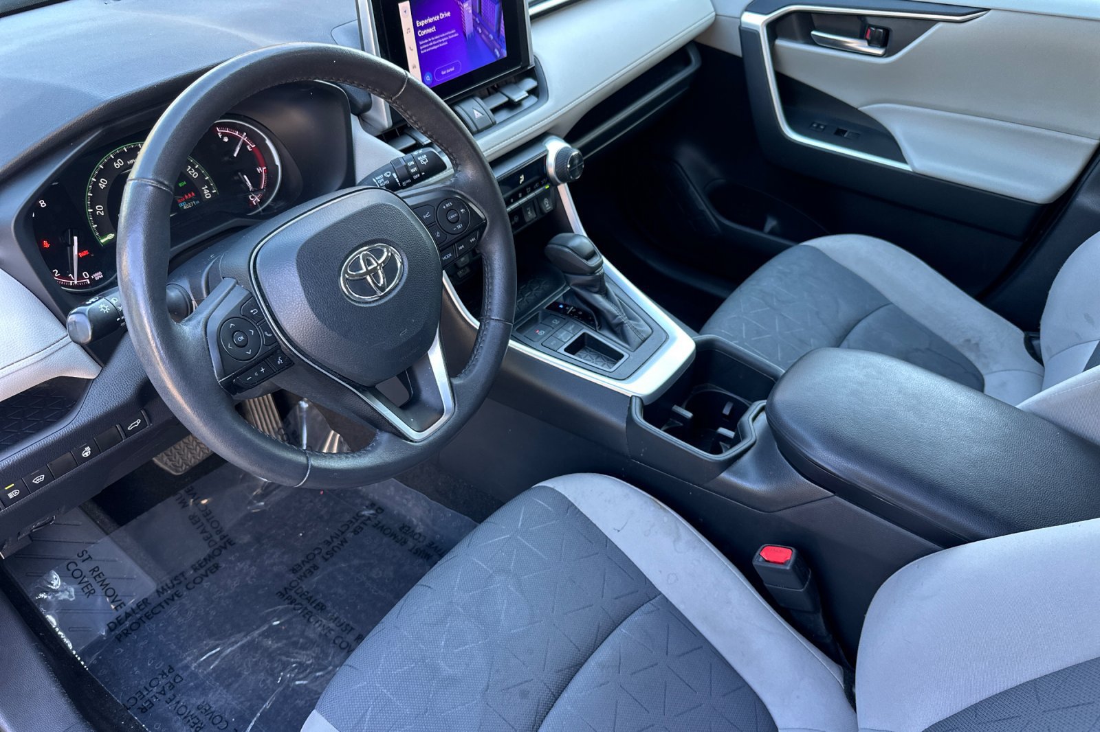 Certified 2024 Toyota RAV4 XLE w/ Convenience Package FWD image 11