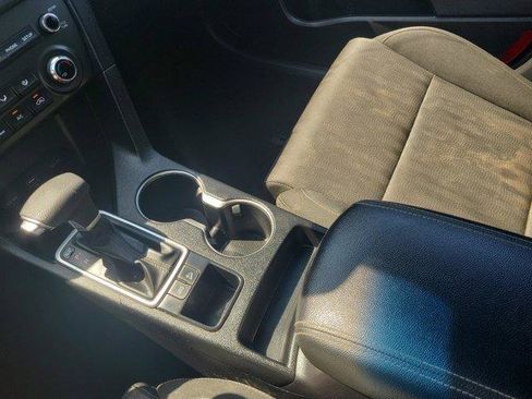 Used 2020 Kia Sportage LX FWD image 29