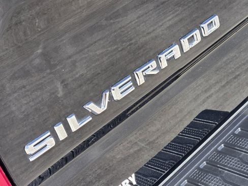 Used 2020 Chevrolet Silverado 1500 LTZ w/ LTZ Premium Package image 9