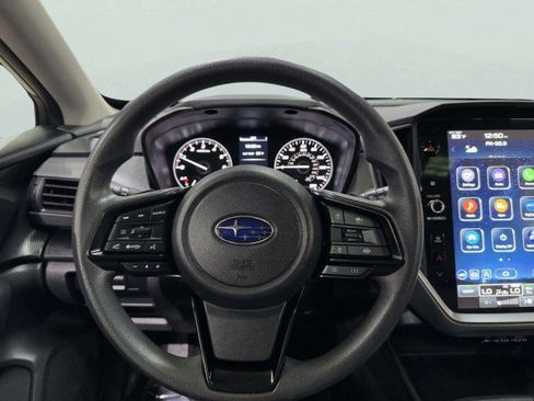 Used 2024 Subaru Crosstrek 2.0i Premium image 32