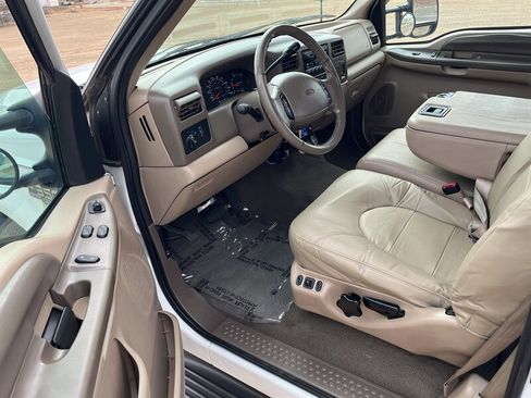 Used 1999 Ford F350 Lariat image 12