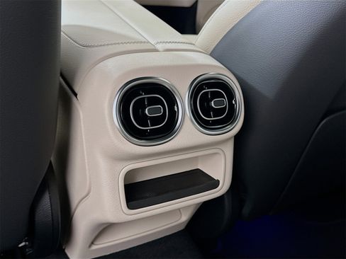 New 2026 Mercedes-Benz GLC 300 4MATIC image 27