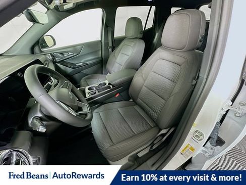 New 2026 Chevrolet Equinox LT w/ Midnight Edition AWD/4WD image 17