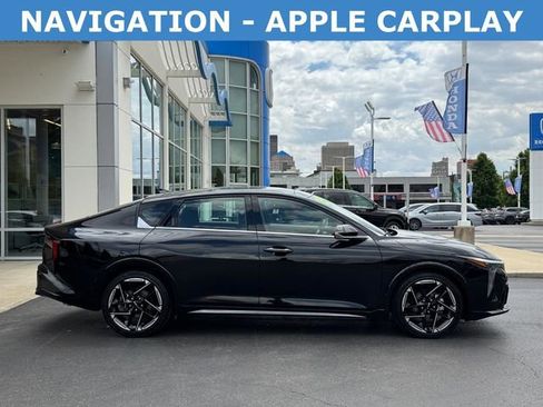 Used 2025 Kia K4 GT-Line w/ GT-Line Sunroof Package FWD image 2