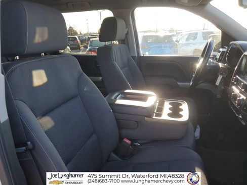 Used 2018 Chevrolet Silverado 1500 LT w/ All Star Edition image 26