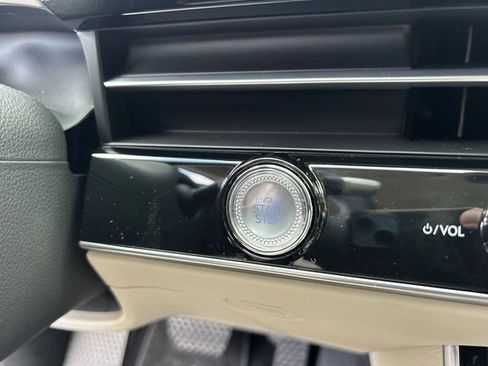 Used 2026 Genesis GV70 2.5T AWD/4WD image 34