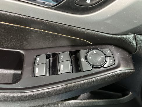 Used 2020 Chevrolet Traverse LT AWD/4WD image 33