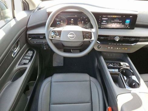 New 2025 Nissan Murano SV image 7