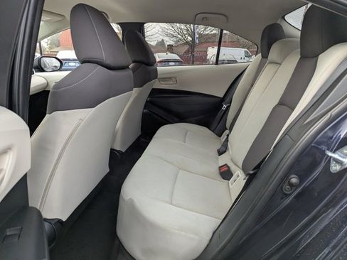 Used 2022 Toyota Corolla LE image 24