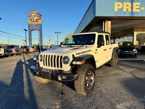 Used 2021 Jeep Gladiator Rubicon w/ Cold Weather Group AWD/4WD image 1