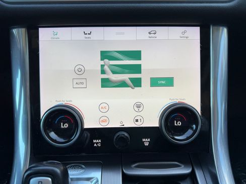 Used 2020 Land Rover Range Rover Sport HSE image 35