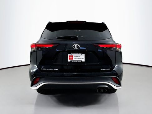 Certified 2025 Toyota Highlander XSE AWD/4WD image 6