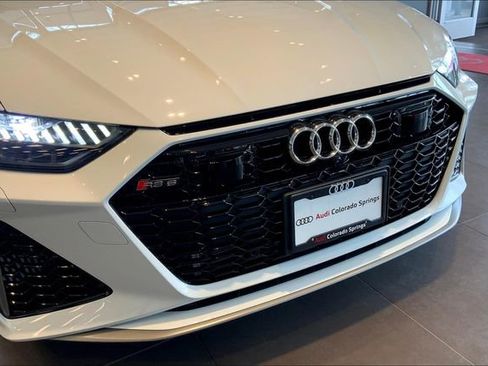 Certified 2025 Audi RS 6 performance w/ Executive Package image 30