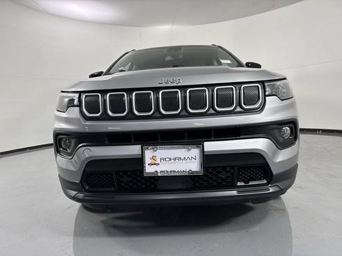 Used 2022 Jeep Compass Latitude AWD/4WD image 25