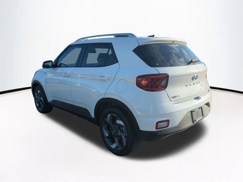 New 2026 Hyundai Venue SEL image 7